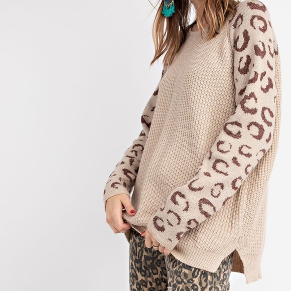❄️LAST3️⃣//OATMEAL LEOPARD SWEATER - Picture 5 of 6